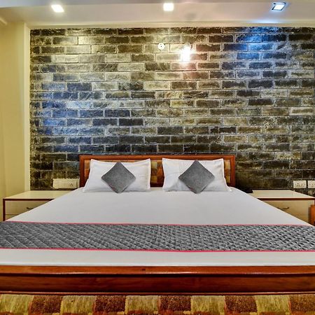 Townhouse Hotel Fly View Τζαϊπούρ Εξωτερικό φωτογραφία