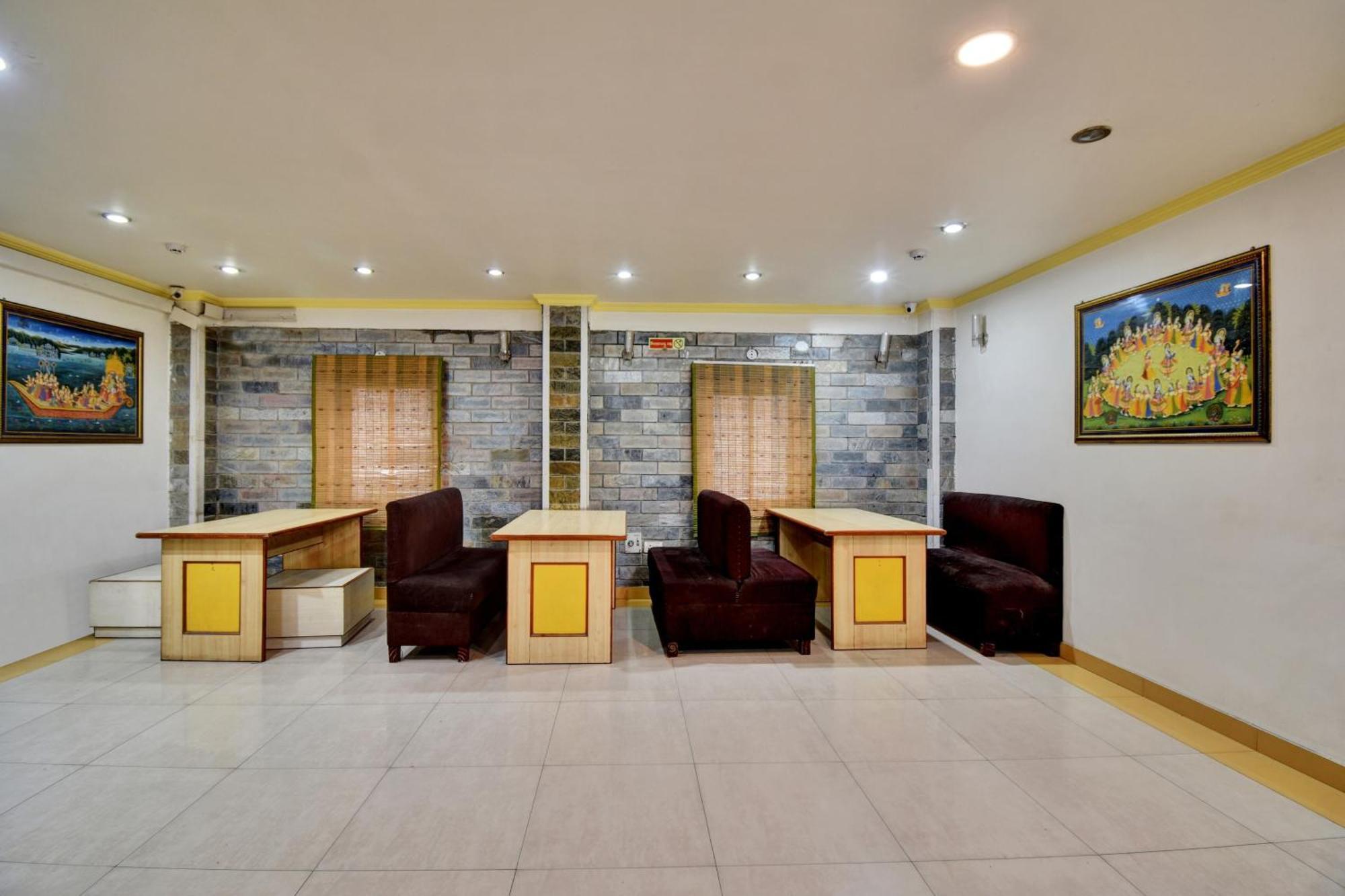 Townhouse Hotel Fly View Τζαϊπούρ Εξωτερικό φωτογραφία